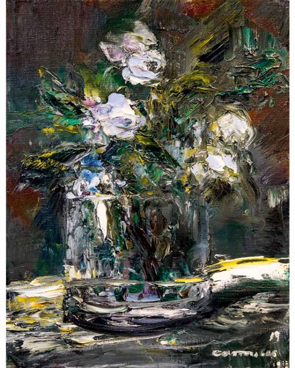 Vaso con rosas azuladas